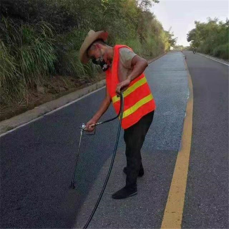 松江 彩色防滑路面的底涂是保障路面附着力